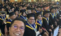 Saran Misbakhun untuk Semangati Lulusan PT agar Berani Bersaing dan Tahan Banting - JPNN.com