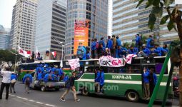 Demo Mahasiswa Bergerak, Jalan Sudirman Macet Total - JPNN.com