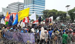 Mahasiswa UKI Bolos Kuliah untuk Perjuangkan Nasib Rakyat - JPNN.com