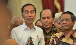Sikap Terbaru Jokowi Terkait Desakan Penerbitan Perppu KPK - JPNN.com
