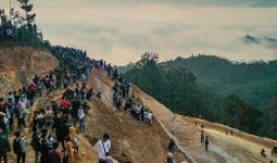 Polres-Pemkab Lebak Tutup Objek Wisata Negeri di Atas Awan, Ini Alasannya - JPNN.com