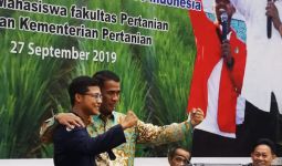 Mentan Amran Dialog Bersama 150 BEM Fakultas Pertanian Se-Indonesia - JPNN.com