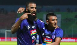 Arema FC 2 vs 0 PSM Makassar: Singo Edan Tembus Lima Besar - JPNN.com