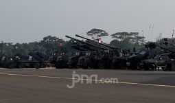 Alutsista Lengkap, Ribuan Pasukan TNI Berkumpul di Halim - JPNN.com