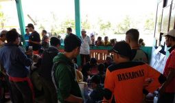 Menegangkan, Evakuasi 13 Pendaki Gunung Raung di Tengah Kebakaran - JPNN.com