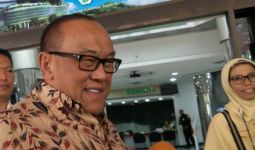 Usai Besuk Wiranto di RSPAD, Aburizal Bakrie Bilang Begini - JPNN.com