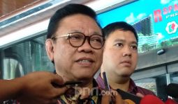 Kabar Baik soal Pak Wiranto dari Agung Laksono: Buang Angin Jadi Sinyal Positif - JPNN.com
