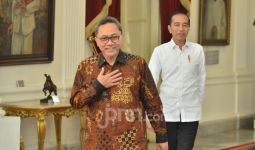 PAN Masuk Kabinet, Prof Hamdi Sebut Jokowi Ingin Memperkuat KIB - JPNN.com
