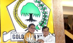 KIB dan KKIR Buka Peluang Koalisi, Emrus: Airlangga dan Prabowo Layak Disandingkan - JPNN.com