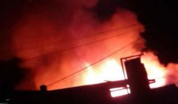 Kebakaran Melanda Pasar Blabak Magelang - JPNN.com