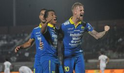 Lupakan Kemenangan atas Persebaya, Persib Alihkan Fokus ke Bhayangkara FC - JPNN.com