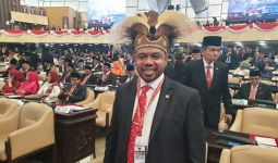 Catatan dan Harapan Senator Papua Barat kepada Presiden Jokowi - JPNN.com