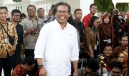 Jubir Presiden Jokowi Mengelak saat Ditanya Soal Habib Rizieq - JPNN.com