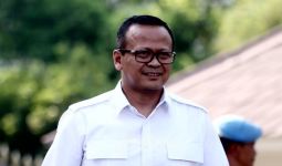 Edhy Prabowo Meragukan Kemampuan Kapal PSDKP Kejar Pencuri Ikan - JPNN.com