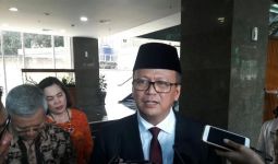 Dicecar Pertanyaan Soal Penenggelaman Kapal, Begini Respons Edhy Prabowo - JPNN.com