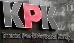 OTT Perdana di Era Firli Bahuri, KPK Tangkap Kepala Daerah di Jatim - JPNN.com