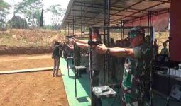 Siapa Mau Ikut Latihan Menembak Bareng TNI? Ini Lokasinya - JPNN.com