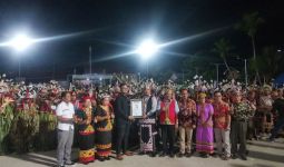 Micky AFI Sukses Guncang Panggung Festival Hudoq Crossborder 2019 - JPNN.com