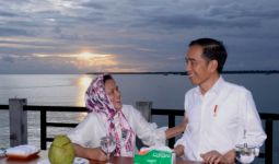 5 Berita Terpopuler: Ibu Iriana Jokowi Lama tak Muncul, Ada yang Minta Tolong, Kondisi Rizieq Mengkhawatirkan, Gaji PNS - JPNN.com