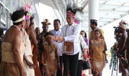 Percayalah, Pak Jokowi Punya Komitmen Kuat Membangun Papua - JPNN.com