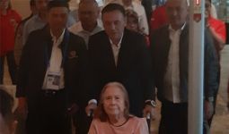 Demi Sang Ibu, Mochamad Iriawan Tiba-Tiba Keluar dari Arena KLB PSSI - JPNN.com