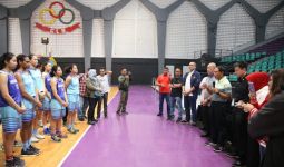 Tinjau Pelatnas Basket Putri di Surabaya, Menpora Berjanji Bantu Naturalisasi Atlet - JPNN.com