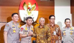 Temui Ketua KPK, Jenderal Idham Azis Kembali Janji Ungkap Kasus Novel Baswedan - JPNN.com