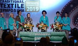 GKR Hemas Buka Simposium Tekstil Tradisional ASEAN 2019 - JPNN.com