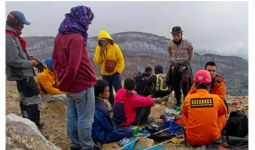 100 Personel Gabungan Dikerahkan Evakuasi Jenazah Dua Pendaki di Gunung Dempo - JPNN.com