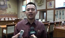 Anggota DPR Mufti Anam Dukung BPKP Audit Kerja Sama Garuda dan Sriwijaya - JPNN.com