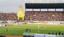 Lihat Klasemen Liga 1 Setelah Persib Menghancurkan Arema FC - JPNN.com
