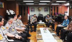 Siti Nurbaya: KLHK dan Polri Bersinergi Dalam Menangani Karhutla - JPNN.com