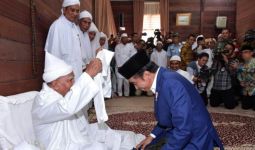 Kabar Duka, Tuan Guru Babussalam Syekh Hasyim Al Syarwani Meninggal Dunia - JPNN.com