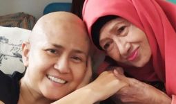 Unggahan Terakhir Ria Irawan, Rayakan Ulang Tahun Pernikahan - JPNN.com