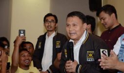 PKS Menganggap Ide Tiga Periode Jabatan Presiden Berbahaya - JPNN.com