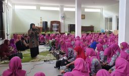 Peran Guru TK Dinilai Penting dalam Membentuk Karakter Anak di Usia Dini - JPNN.com