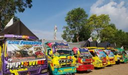 Jamnas Pencinta Truk Fuso Canter Lebih Akrab dan Sarat Edukasi - JPNN.com