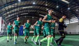 Persebaya Surabaya vs Bhayangkara FC: Tumbangkan! - JPNN.com