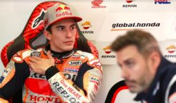 Duh! Nyeri Bahu Menghantui Marc Marquez di Tes MotoGP Qatar - JPNN.com