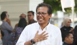 Ada Ledakan di Monas, Presiden Jokowi Tetap Bekerja Seperti Biasa di Istana - JPNN.com