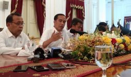 Jokowi: Mereka Ingin Menampar Muka dan Menjerumuskan Saya - JPNN.com