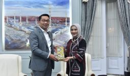 Terima Kunjungan Dirut Pertamina, Pemda Provinsi Jabar Bahas Proyek Investasi di Indramayu - JPNN.com