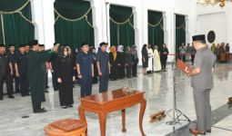 Lantik Pejabat Eselon III dan IV, Ridwan Kamil Tekankan Pentingnya Integritas - JPNN.com