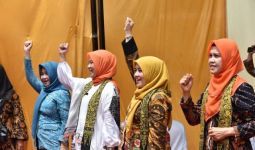 Wakil Ketua TP PKK Jabar Sebut Perempuan Punya Peran Penting dalam Pembangunan - JPNN.com