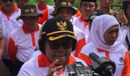 Menteri Siti dan Gubernur Jatim Saling Menyanjung di Hadapan Warga Kota Batu - JPNN.com