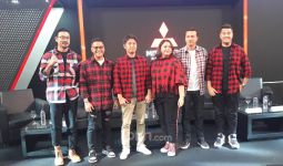 Nicolas Saputra dan Denny Sumargo Siap Kawal Kampanye Xpander Cross #AyoGasTerus - JPNN.com