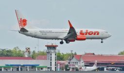 Lagi, Lion Air Amankan Penumpang Nekat Merokok di Toilet Pesawat - JPNN.com
