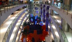Pusat Belanja di Bekasi Dilarang Rayakan Natal dan Tahun Baru - JPNN.com