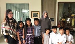 15 Tahun Tak Punya Anak, Ikut Bayi Tabung, Hamil, Langsung Kembar Tiga - JPNN.com