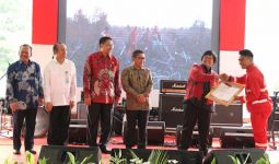 Menteri Siti Nurbaya: Manggala Agni Sangat Pantas Disebut Patriot - JPNN.com